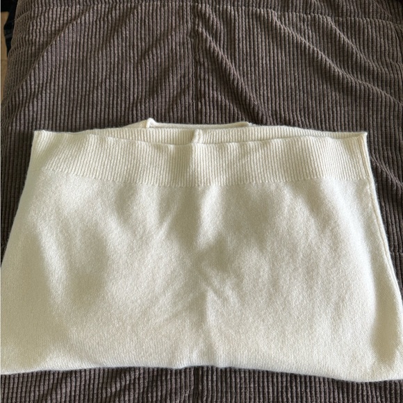 Aritzia Cashmere Sweater/ cardigan - Picture 3 of 6